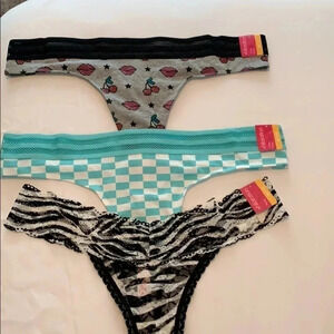 3 Pack Xhilaration Thongs